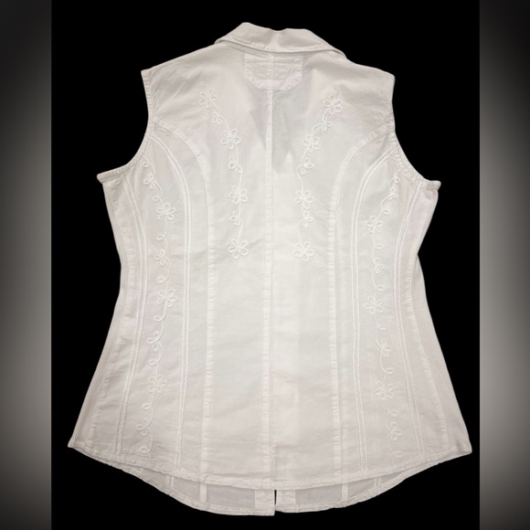 Scully White Floral Embroidered Blouse - Picture 6 of 15
